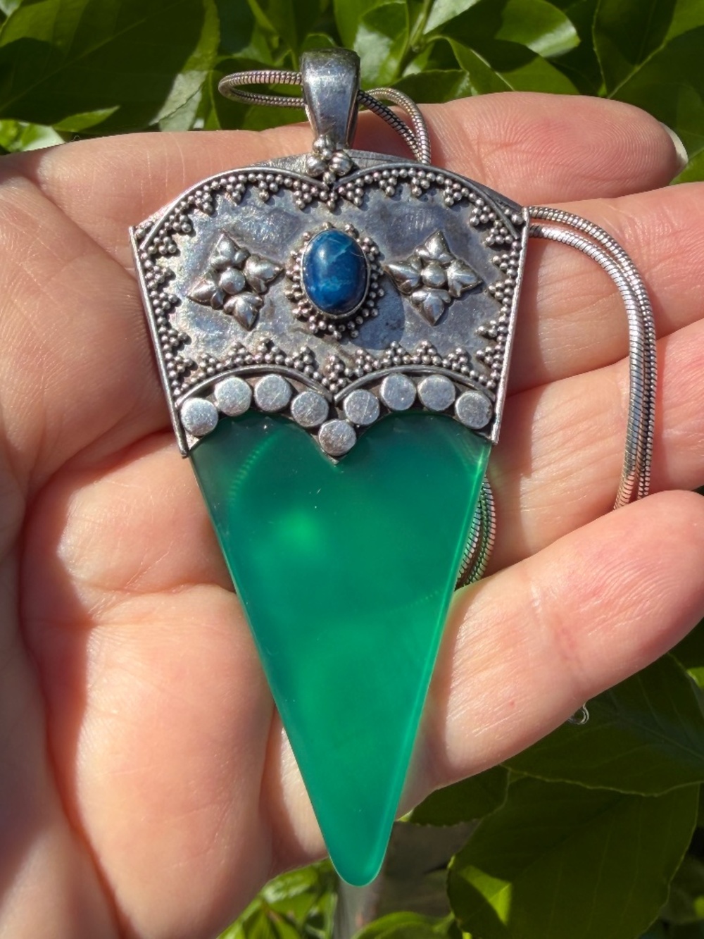 VINTAGE 925 STERLING SILVR GREEN AGATE LAPIS LARGE SHIELD SHAPE PENDANT NECKLACE